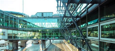 Marseille Provence airport : Car parks rates.